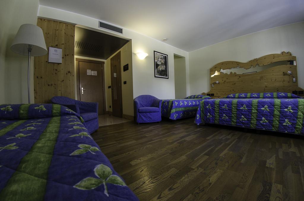 Hotel Rive - Complesso Turistico Campo Smith Bardonecchia Bagian luar foto